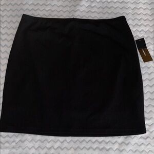 Lulu's fitted Black Mini Skirt
